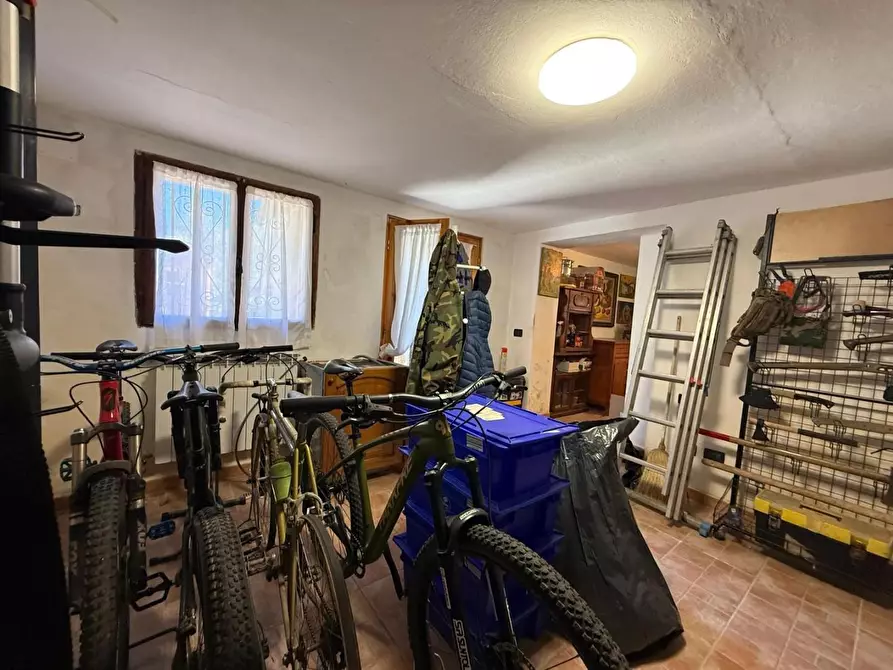 Immagine 11 di Casa indipendente in vendita  a Crespina Lorenzana