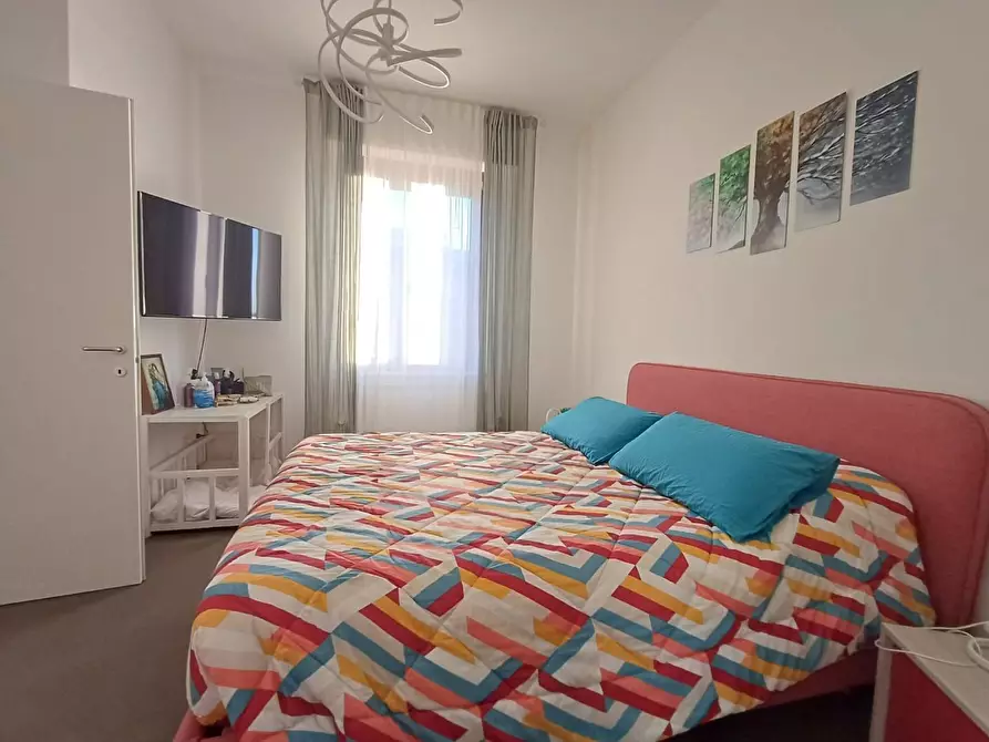 Immagine 21 di Appartamento in vendita  a Siena
