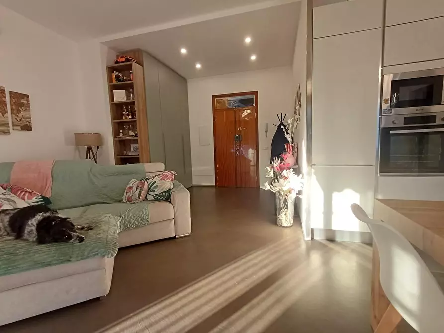 Immagine 3 di Appartamento in vendita  a Siena