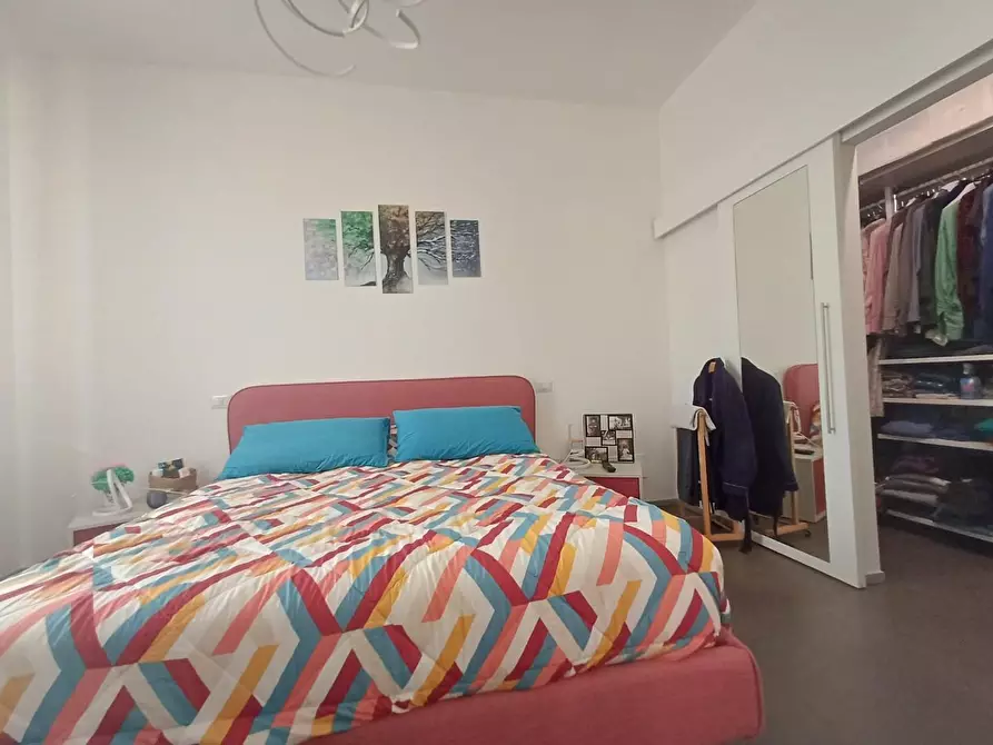 Immagine 14 di Appartamento in vendita  a Siena