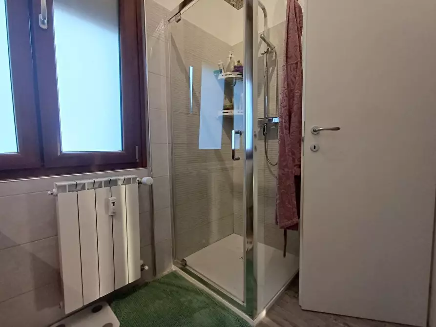 Immagine 11 di Appartamento in vendita  a Siena