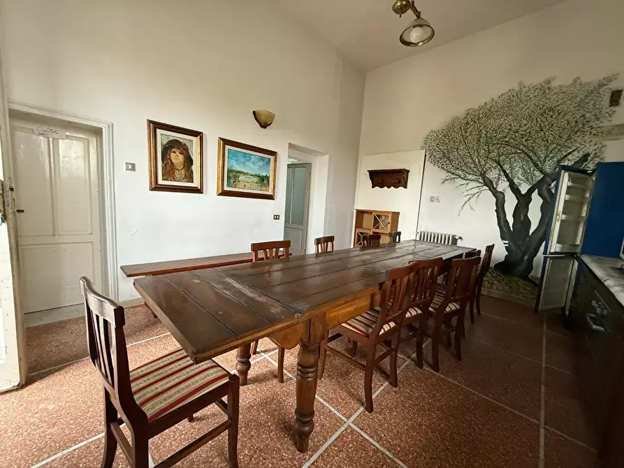 Immagine 2 di Villa in affitto  a Crespina Lorenzana