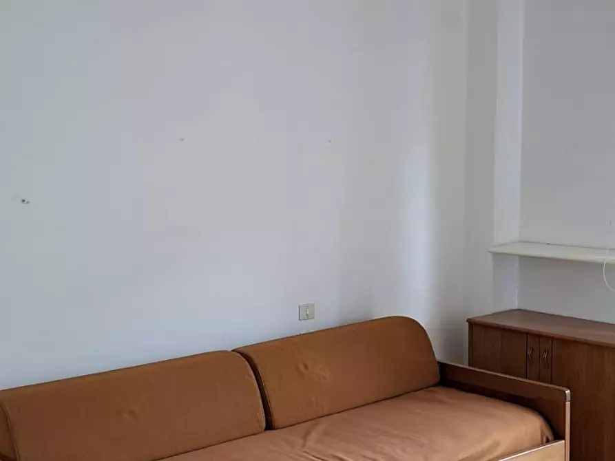 Immagine 16 di Appartamento in vendita  a Carrara