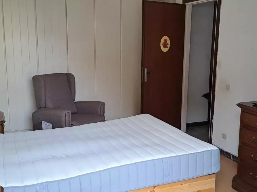 Immagine 14 di Appartamento in vendita  a Carrara