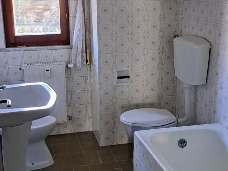 Immagine 20 di Appartamento in vendita  a Carrara