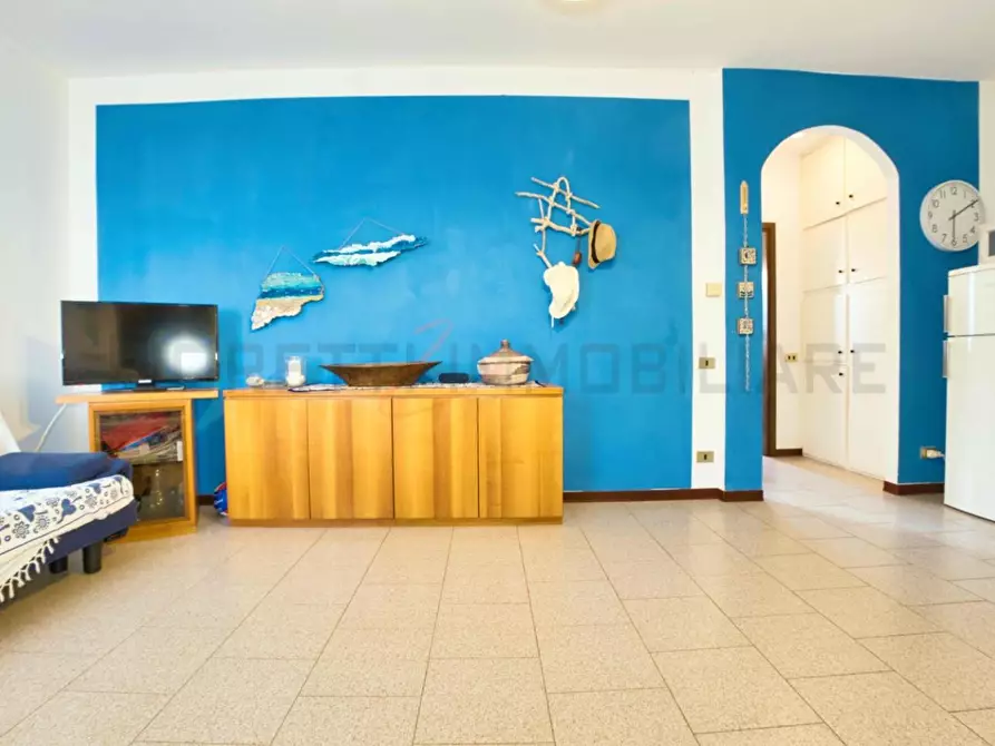 Immagine 2 di Appartamento in vendita  a Piombino