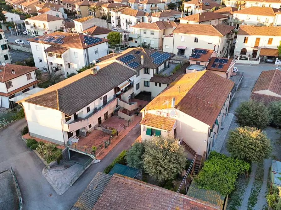 Immagine 40 di Appartamento in vendita  a Piombino