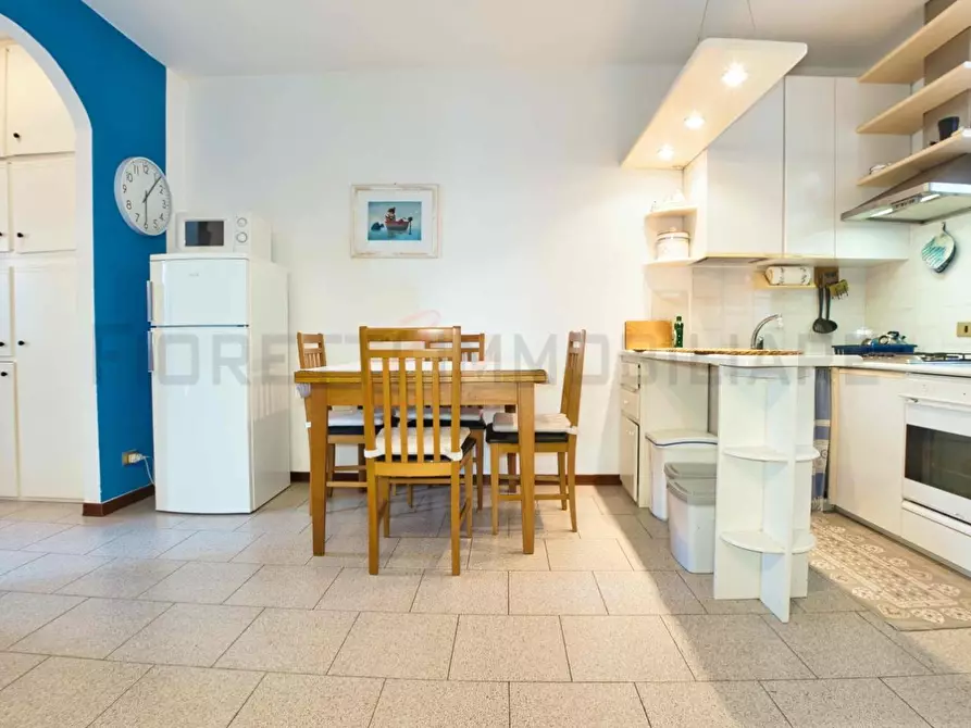 Immagine 9 di Appartamento in vendita  a Piombino