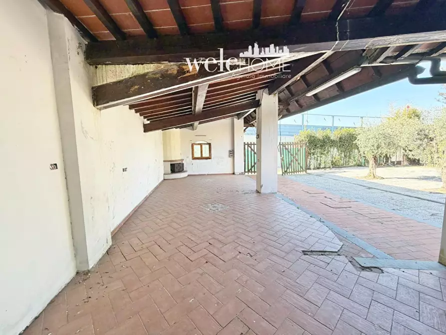 Immagine 4 di Villetta a schiera in vendita  a Campi Bisenzio