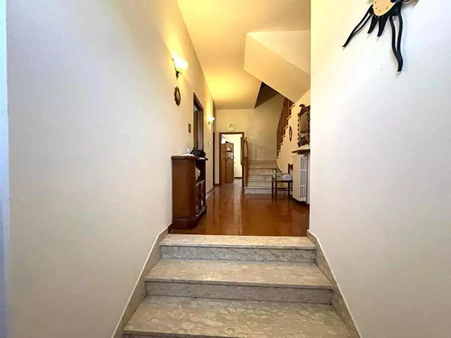 Immagine 9 di Villetta a schiera in vendita  a Empoli