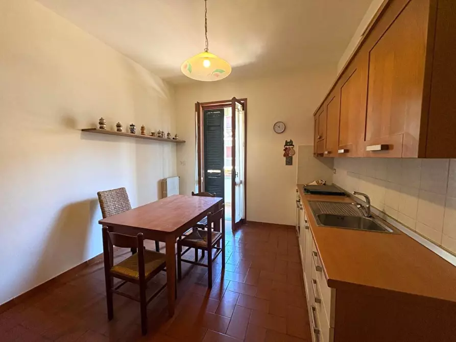 Immagine 37 di Villetta a schiera in vendita  a Empoli