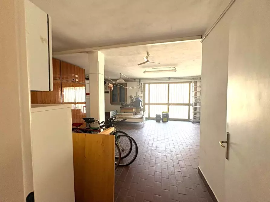 Immagine 49 di Villetta a schiera in vendita  a Empoli