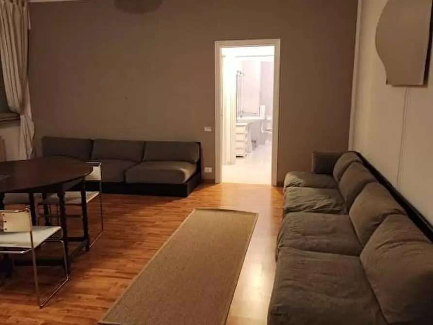 Immagine 1 di Appartamento in affitto  a Carrara