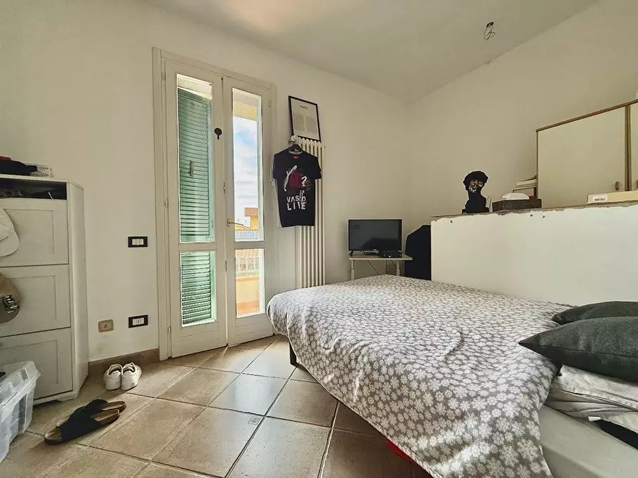 Immagine 13 di Villetta a schiera in vendita  a Massa