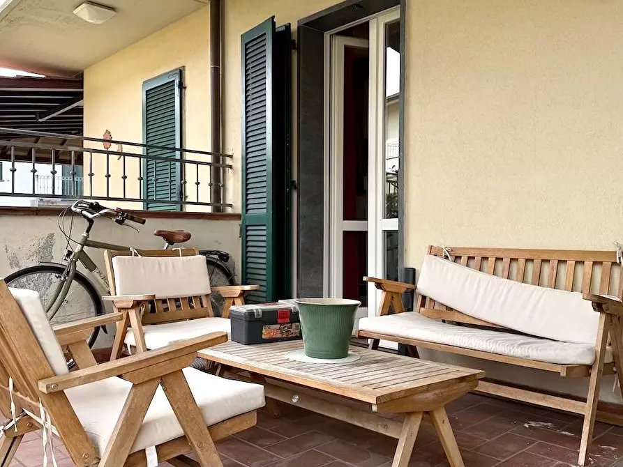 Immagine 19 di Villetta a schiera in vendita  a Massa