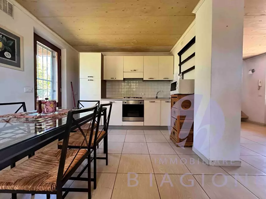 Immagine 18 di Villa in vendita  a Pietrasanta