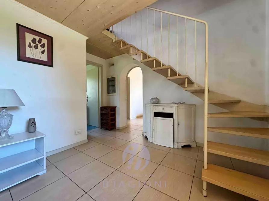 Immagine 9 di Villa in vendita  a Pietrasanta