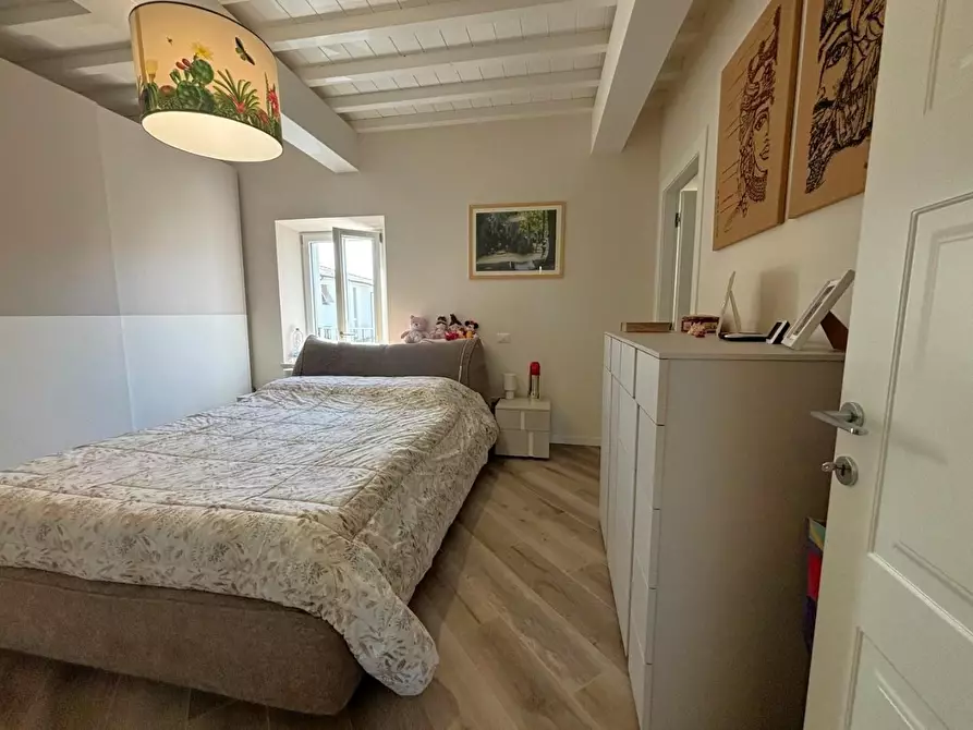 Immagine 12 di Casa bifamiliare in vendita  a Lucca