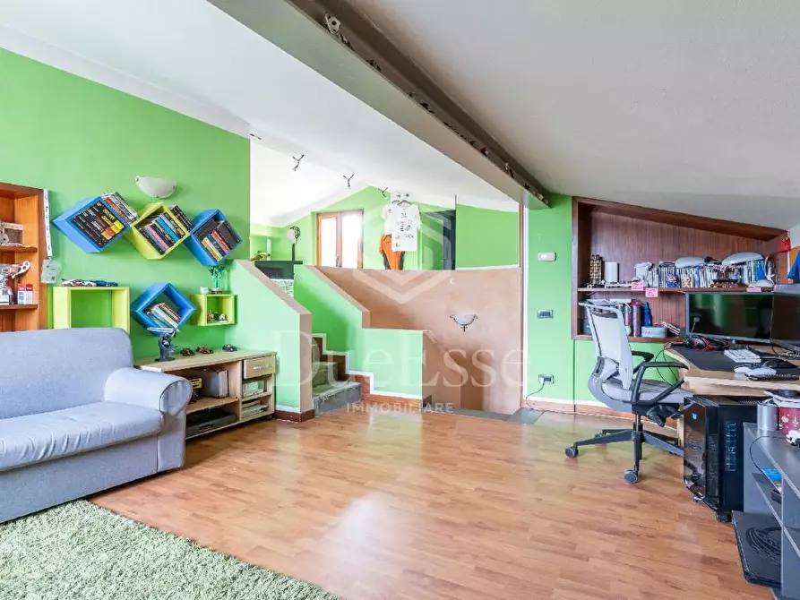 Immagine 18 di Villa in vendita  a Cascina