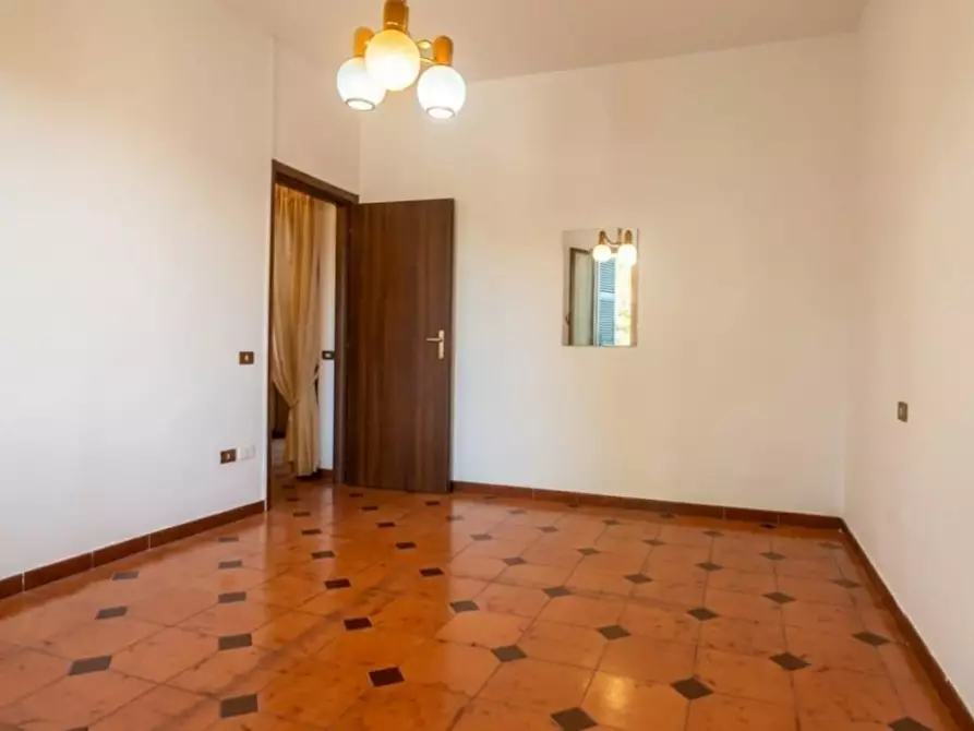 Immagine 15 di Casa quadrifamiliare in vendita  a Sarzana