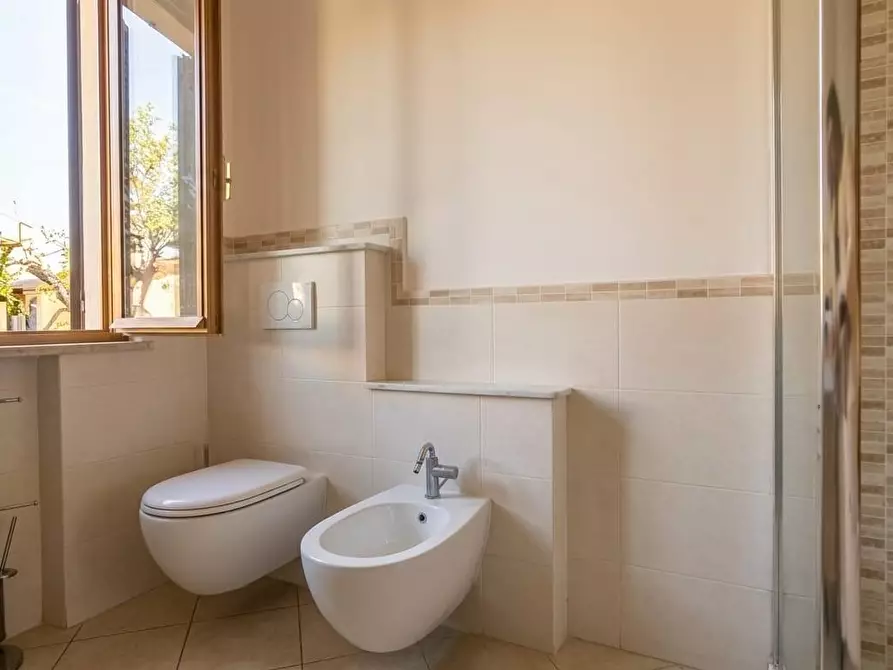 Immagine 32 di Casa quadrifamiliare in vendita  a Sarzana