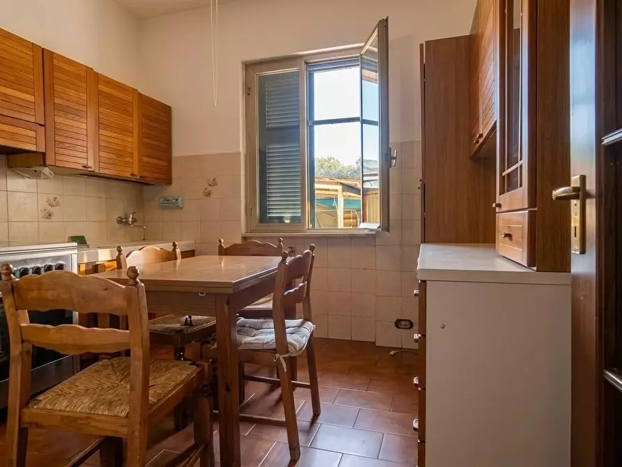 Immagine 6 di Casa quadrifamiliare in vendita  a Sarzana