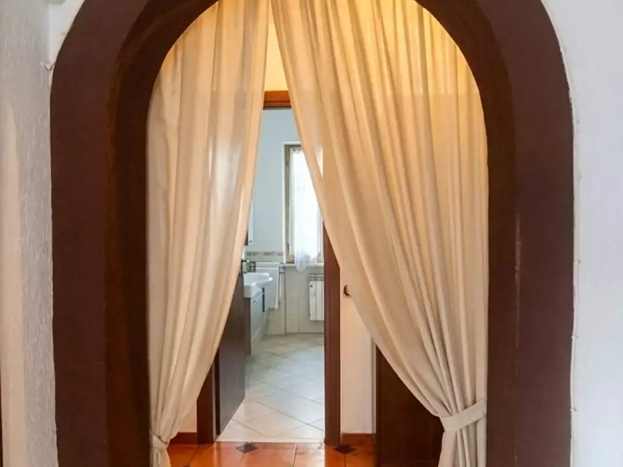Immagine 3 di Casa quadrifamiliare in vendita  a Sarzana