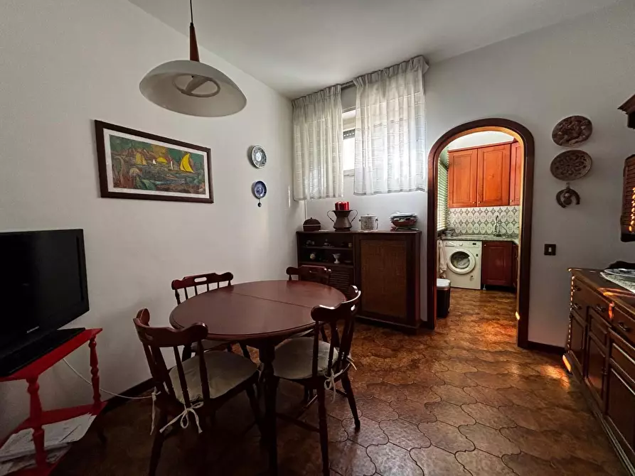 Immagine 5 di Appartamento in vendita  a Pisa