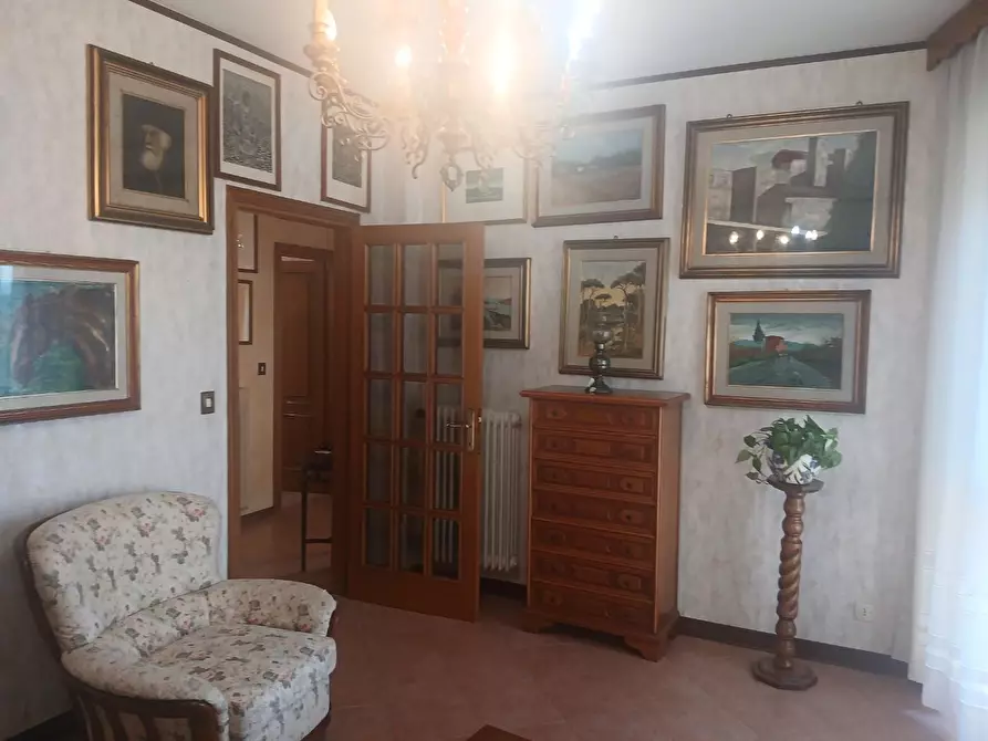 Immagine 1 di Appartamento in vendita  a Pisa
