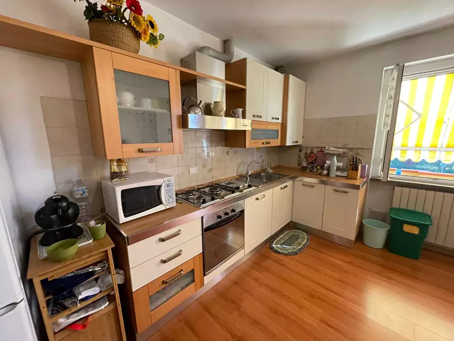 Immagine 12 di Appartamento in vendita  a Massa