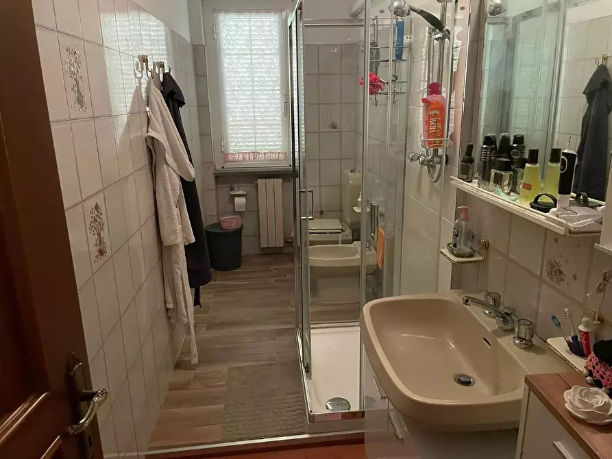 Immagine 23 di Appartamento in vendita  a Massa