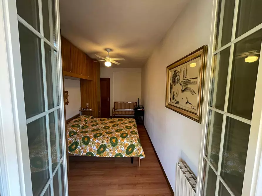 Immagine 27 di Appartamento in vendita  a Massa