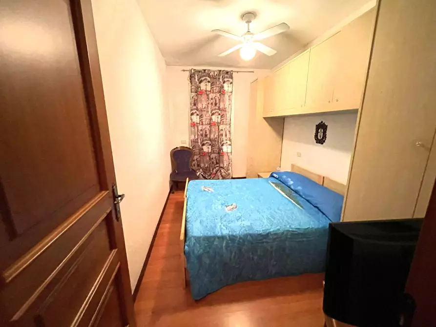 Immagine 25 di Appartamento in vendita  a Massa