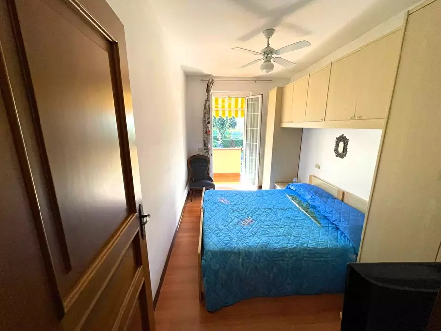 Immagine 39 di Appartamento in vendita  a Massa