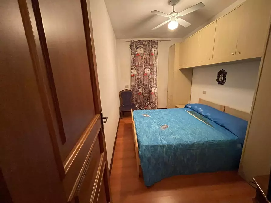 Immagine 24 di Appartamento in vendita  a Massa