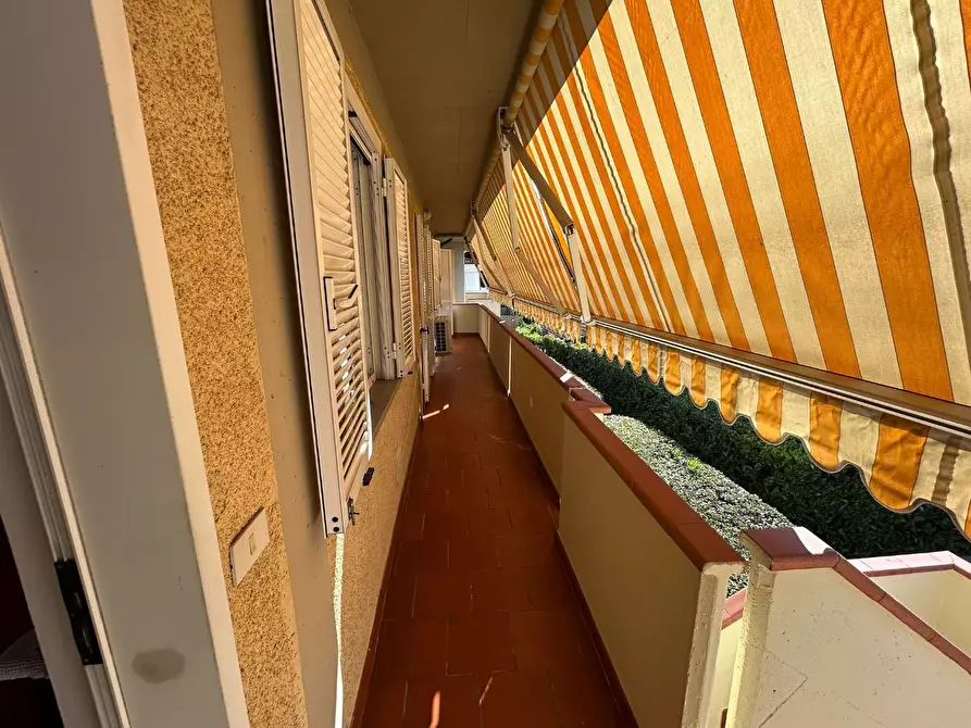 Immagine 7 di Appartamento in vendita  a Massa