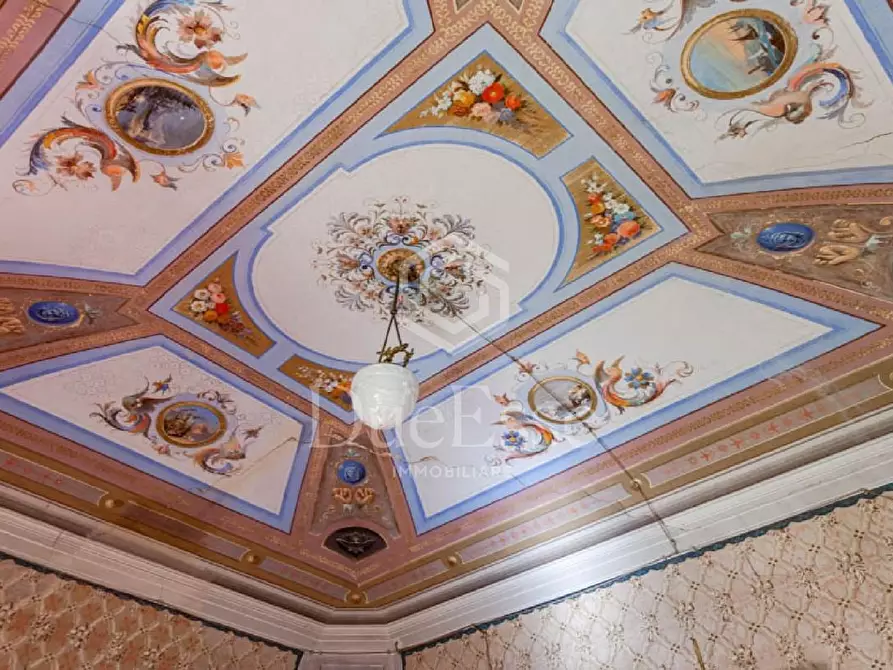 Immagine 43 di Villa in vendita  a San Miniato