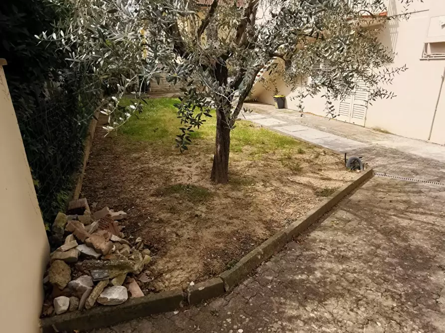 Immagine 31 di Appartamento in vendita  a Fucecchio