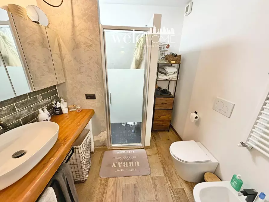 Immagine 23 di Appartamento in vendita  a Campi Bisenzio