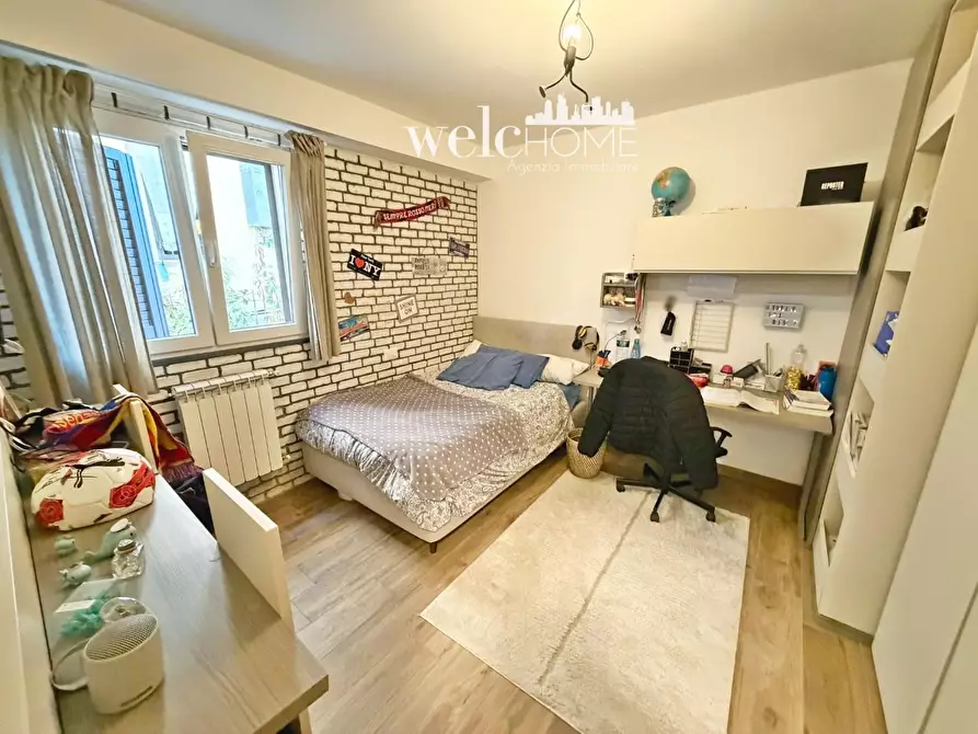 Immagine 19 di Appartamento in vendita  a Campi Bisenzio