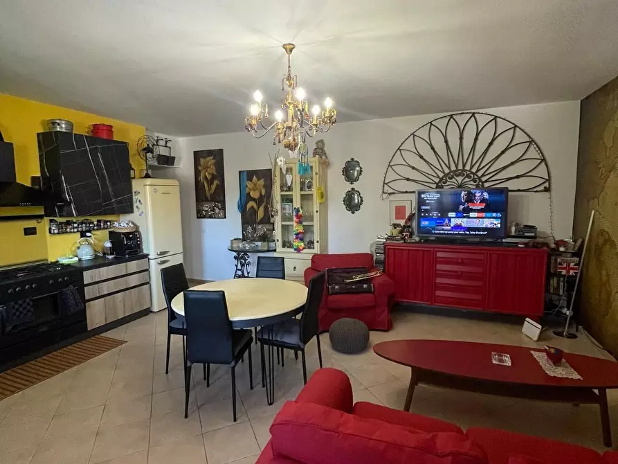 Immagine 2 di Appartamento in vendita  a Santa Maria A Monte