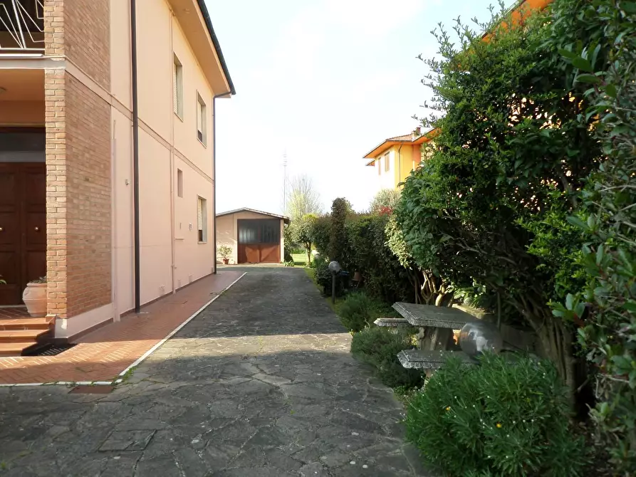 Immagine 6 di Casa indipendente in vendita  a Castelfranco Di Sotto