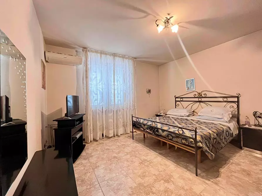 Immagine 23 di Terratetto in vendita  a Santa Croce Sull'arno