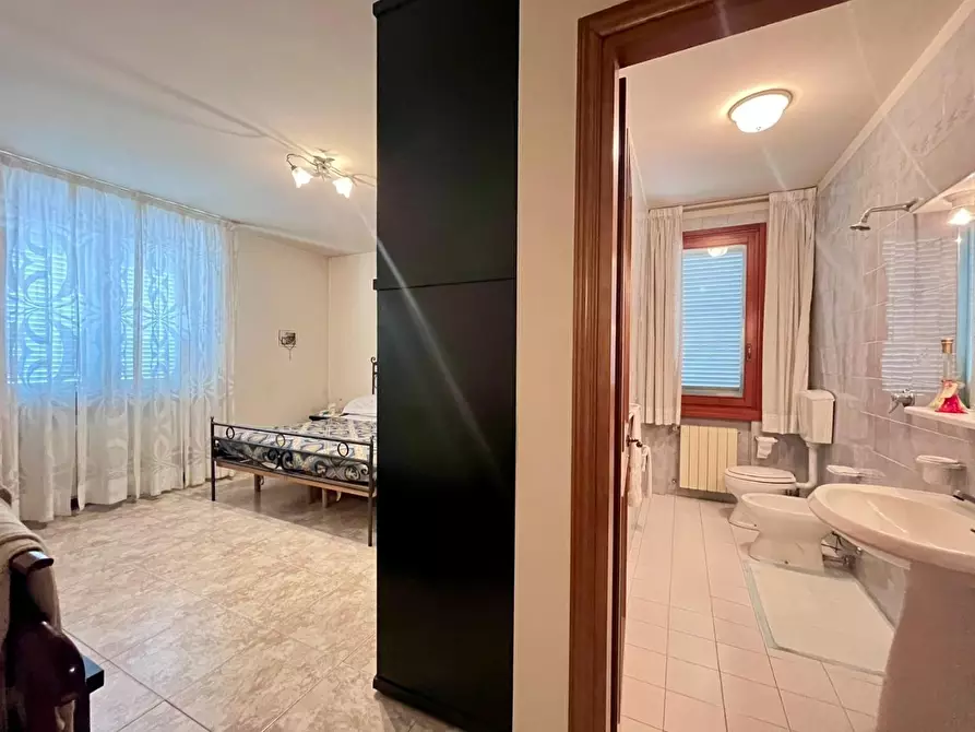 Immagine 26 di Terratetto in vendita  a Santa Croce Sull'arno