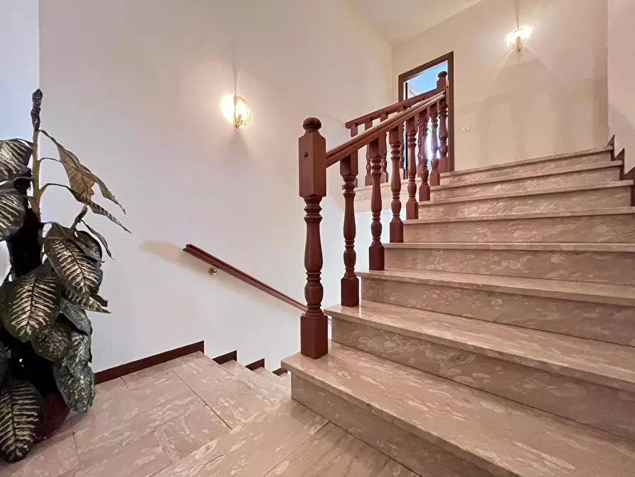 Immagine 38 di Terratetto in vendita  a Santa Croce Sull'arno