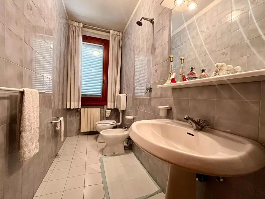 Immagine 27 di Terratetto in vendita  a Santa Croce Sull'arno