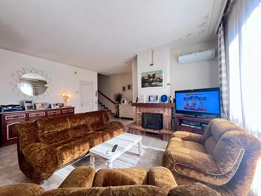 Immagine 8 di Terratetto in vendita  a Santa Croce Sull'arno