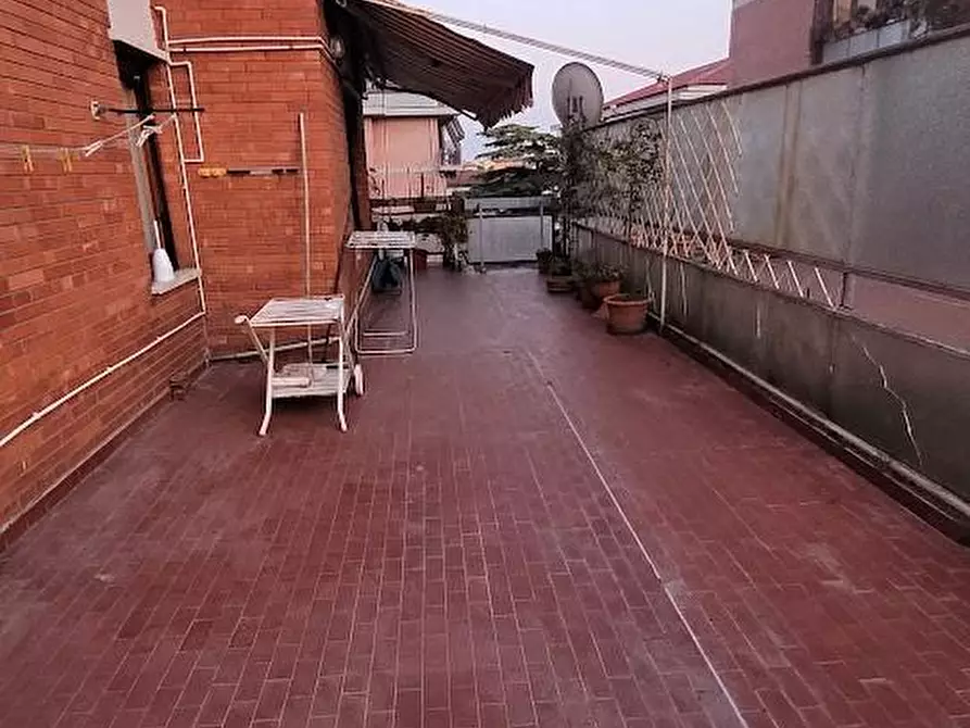 Immagine 16 di Appartamento in affitto  a Carrara