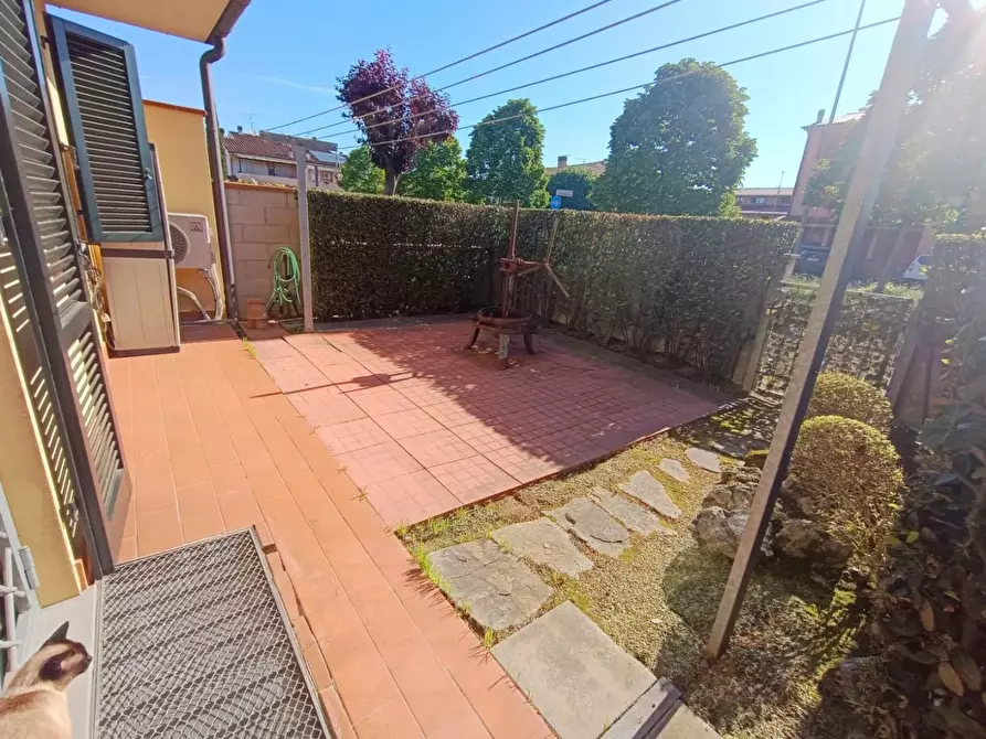 Immagine 22 di Appartamento in vendita  a Pontedera