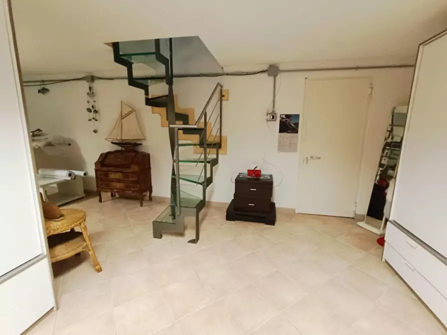 Immagine 17 di Appartamento in vendita  a Pontedera